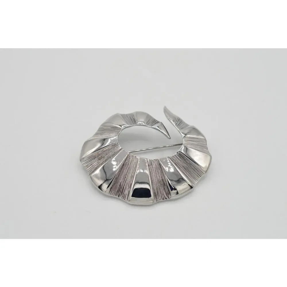 MJ Ent Vintage Pin Brooch Silver Tone Curl Abstract Chunky Signed NOS 1980s 9B